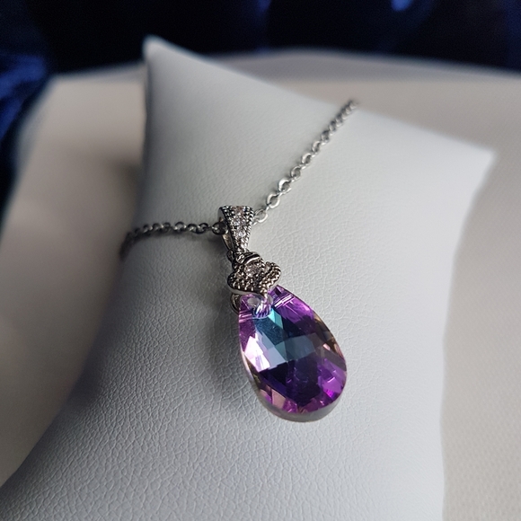 Swarovski Elements 925 Silver Rainbow Teardrop Pendant Necklace NEW - Picture 1 of 15